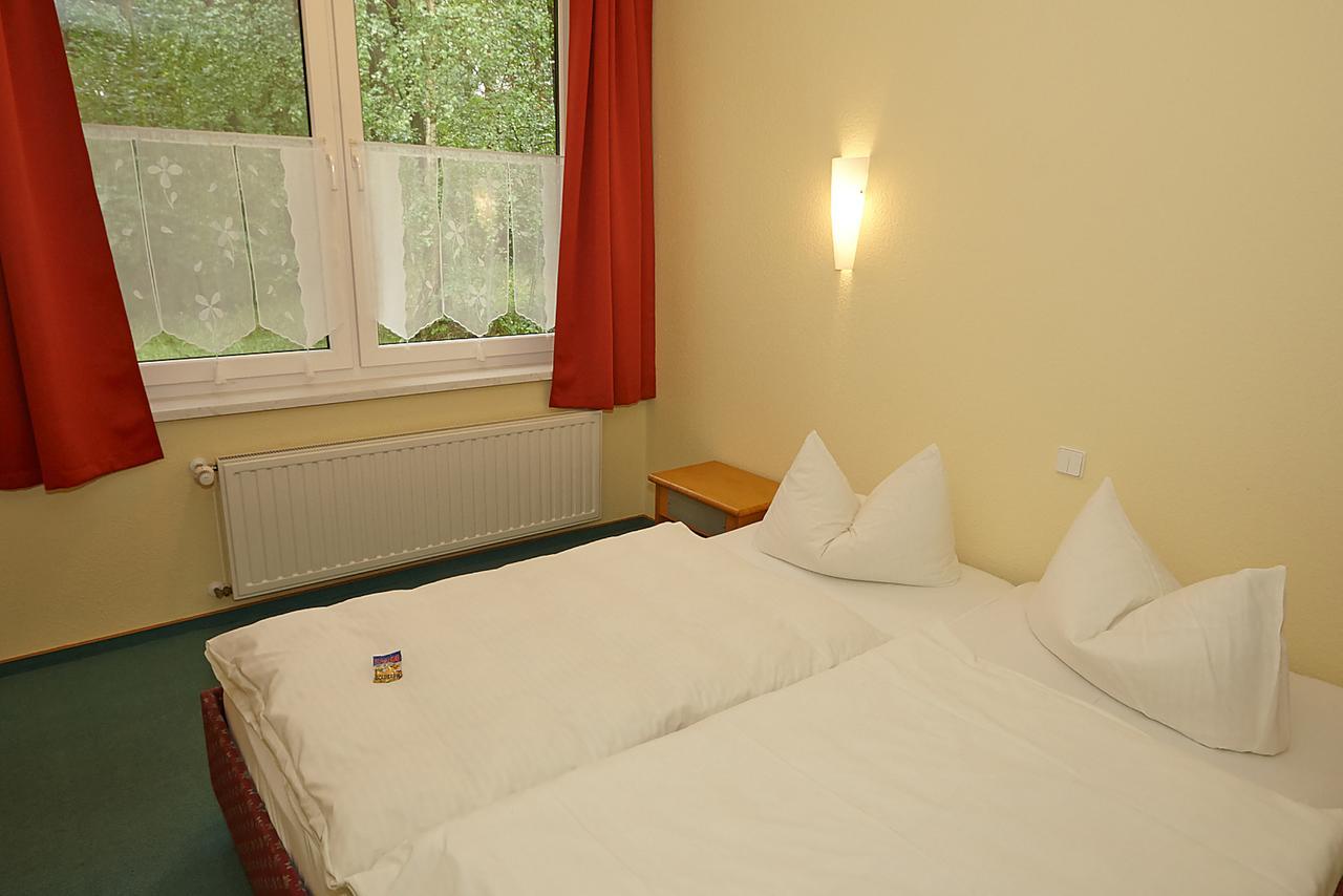 La Porte Und Restaurant Hotel Bertingen