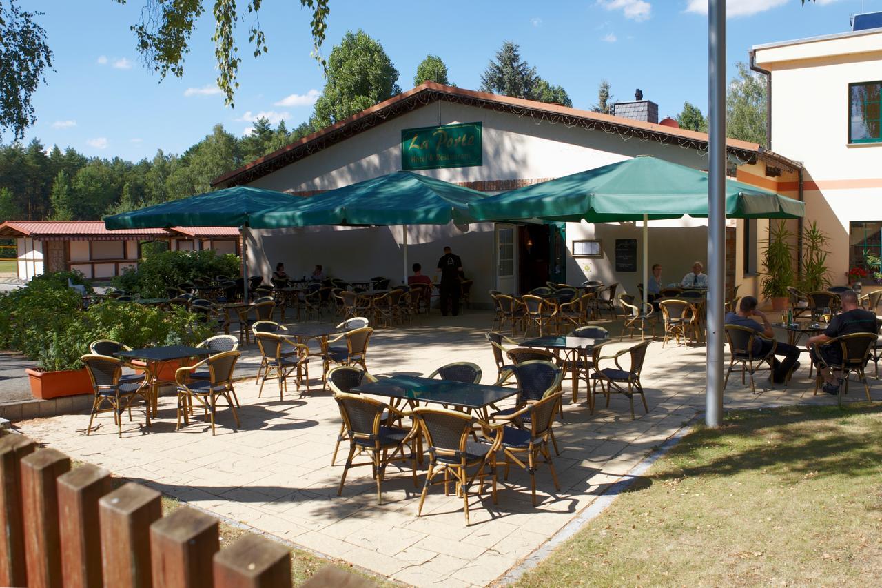 La Porte Und Restaurant Hotel Bertingen